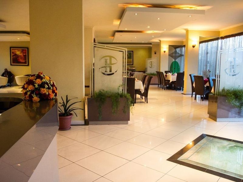 Hotel Photo 9