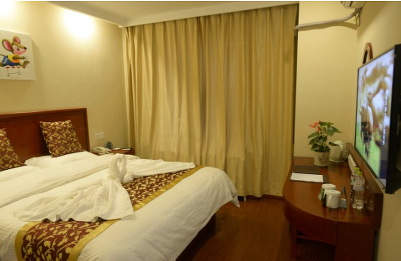 GreenTree Inn Shandong Tai’an East Railway Station Caiyuan Street Express Hotel