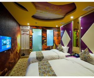 Yaliang Theme Hotel Chuansha China