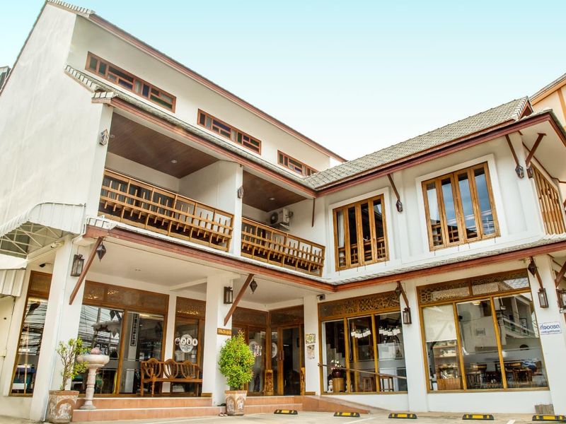 Hotel Photo 1
