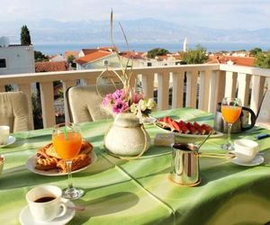 Apartments Marinović 3462 Supetar Croatia