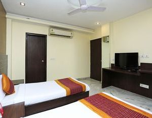 OYO 302 Maple Green Gurgaon India