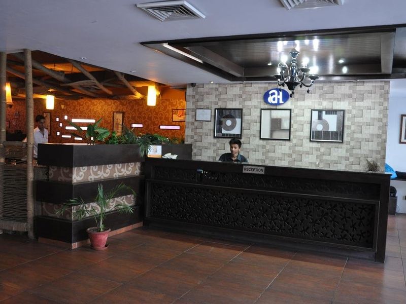 Hotel Photo 12
