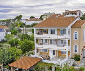 Apartments Martina 2816 Rab Croatia