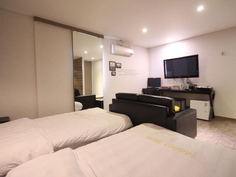 Hotel Photo 7
