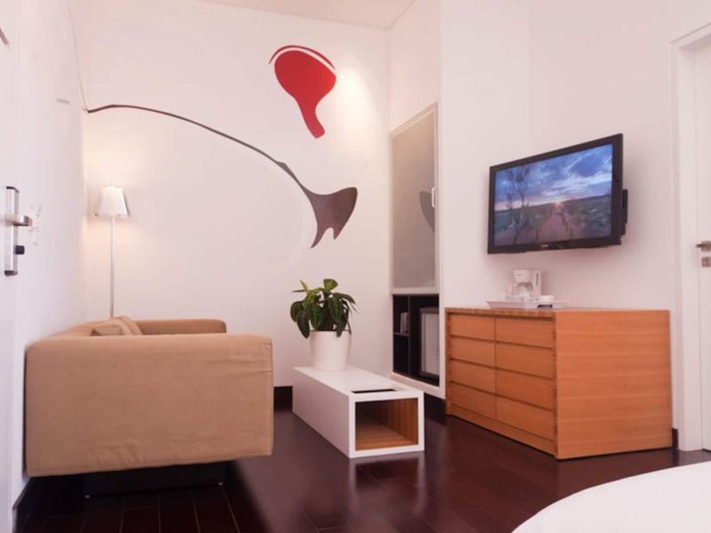 Hotel Photo 1