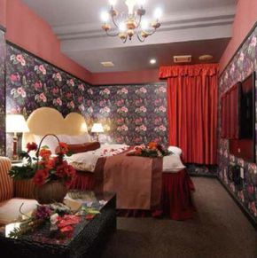 NearBy Hotel