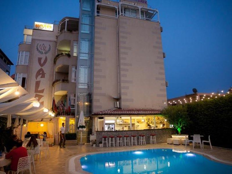 Hotel Photo 9