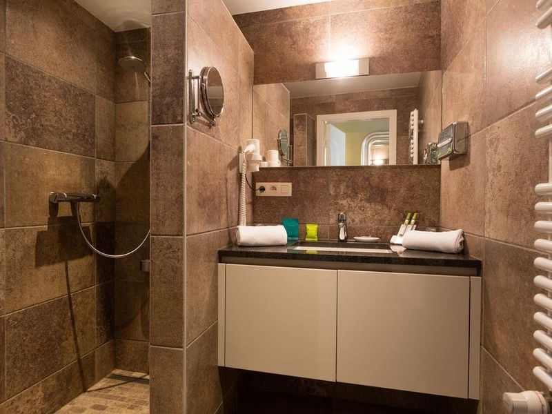 Hotel Photo 12