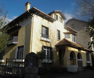 Pyrénées - Le Nid dAx Ax-les-Thermes France