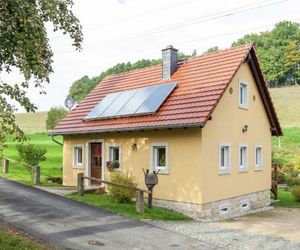 Modern Holiday Home with Garden in Lohsdorf Hohnstein Germany