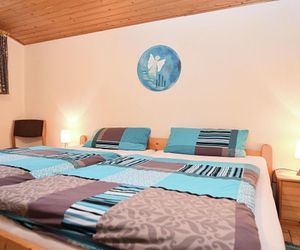 Cozy Holiday Home near the Forest in Grossropperhausen Freilendorf Germany
