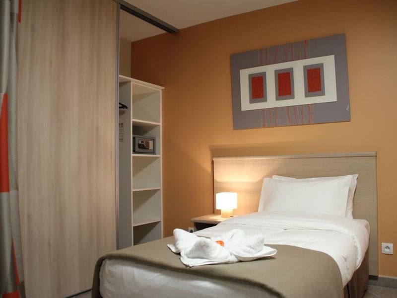 Hotel Photo 8