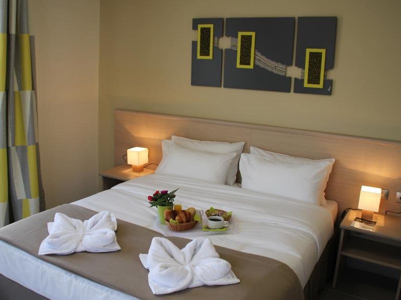 Hotel Photo 10