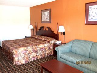 Hotel pic Coach Inn - Summerville