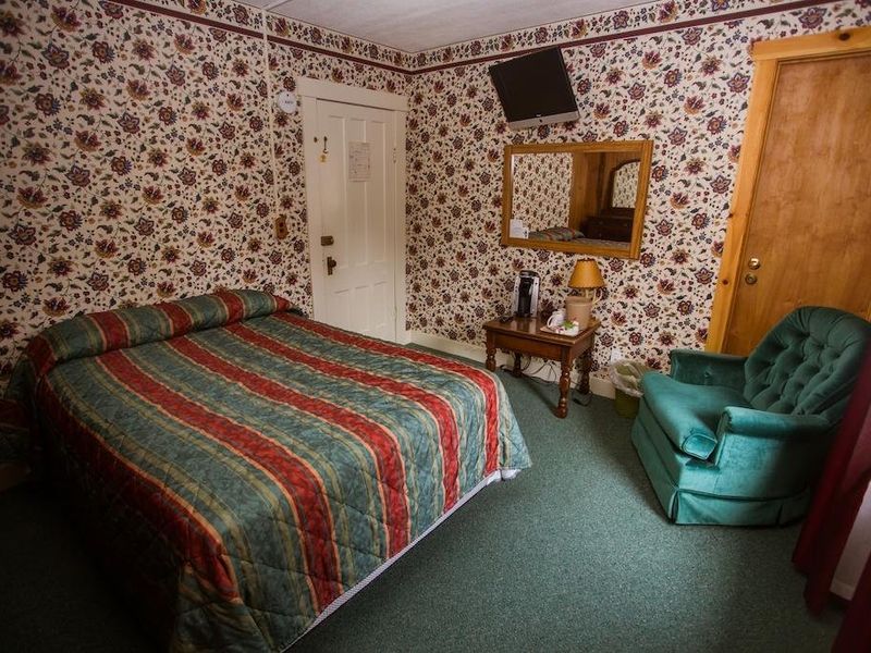 Hotel Photo 6