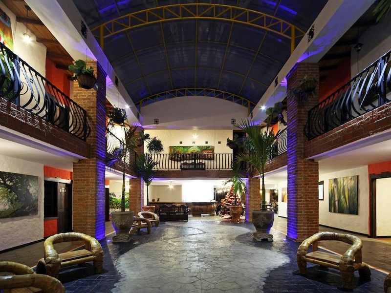 Hotel Photo 9
