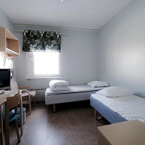 NearBy Hotel