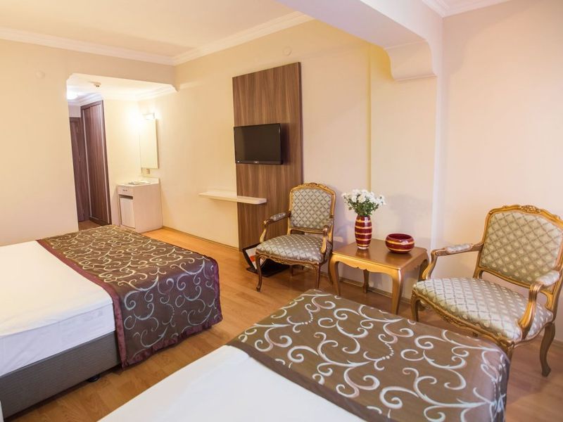 Hotel Photo 3