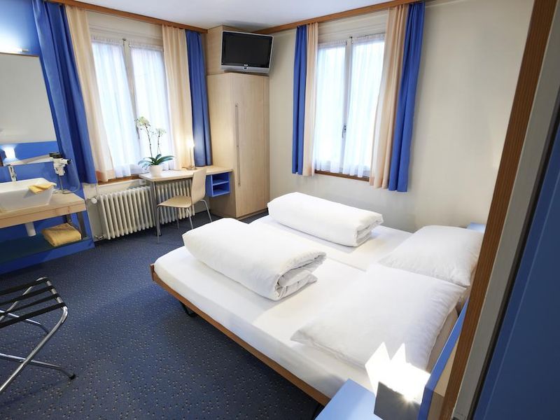 Hotel Photo 3