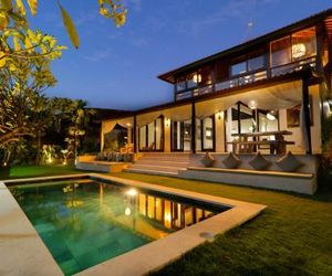 Villa Giulio Kerobokan Indonesia