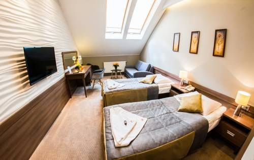 Hotel Photo 9
