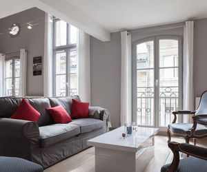 Apartment Rue Neuve With Elevator Bordeaux France