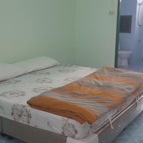 NearBy Hotel