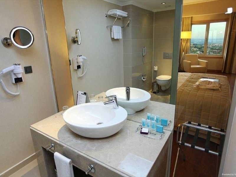 Hotel Photo 9