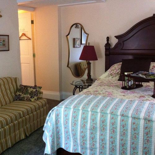 Photo of Emerald Necklace Inn Bed and Breakfast