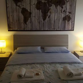 NearBy Hotel