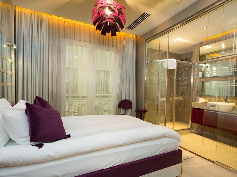 Hotel Photo 1