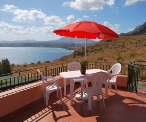 Casa Vacanze La Terrazza Sul Golfo Scopello Italy