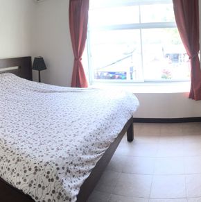 NearBy Hotel