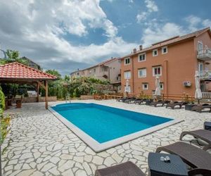 Apartments Šćerbe 3103 Rab Croatia