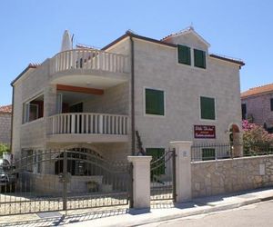 Apartments by the sea Supetar (Brac) - 4274 Supetar Croatia