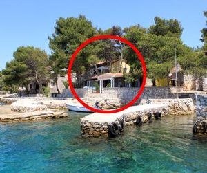 Seaside secluded apartments Lavdara (Dugi otok) - 433 Sali Croatia