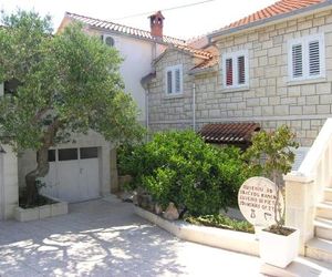 Apartments with a parking space Postira (Brac) - 11494 Postira Croatia