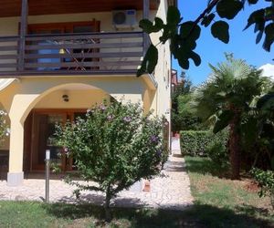 Apartments and rooms with a swimming pool Novigrad - 11242 Novigrad Croatia