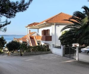 Apartments by the sea Kozino (Zadar) - 676 Donje Petrcane Croatia