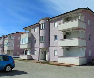 Apartments with a parking space Valbandon (Fazana) - 7258 Fondole Croatia