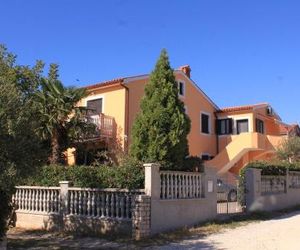 Apartments with a parking space Fazana - 7282 Fazana Croatia