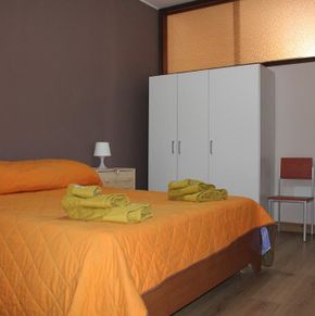 NearBy Hotel