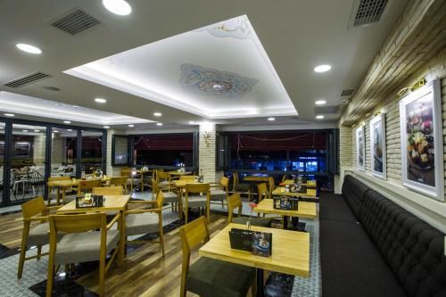 Hotel Photo 16