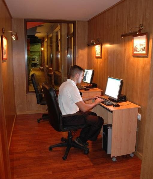 Hotel Photo 9