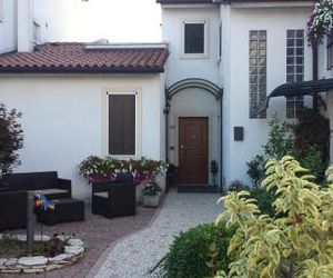 Acero Rosso Vicenza Italy