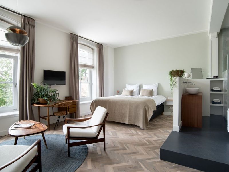Hotel Photo 10