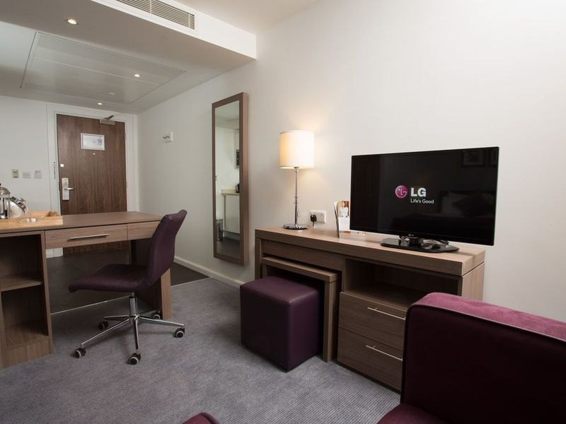 Hotel Photo 6