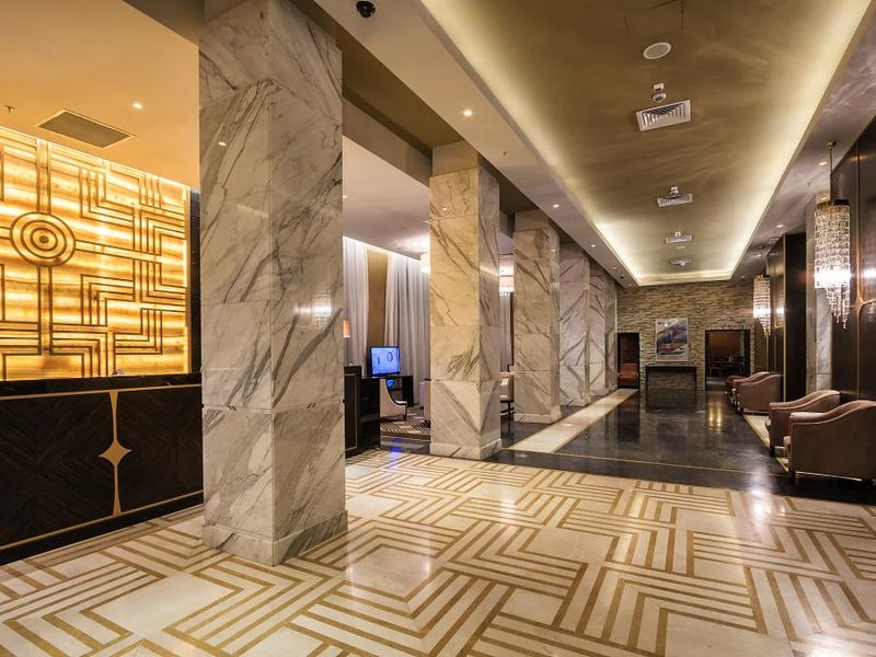 Hotel Photo 12