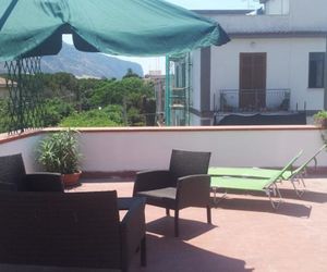 Nice Apartments Next To The Sea Lido di Mondello Italy